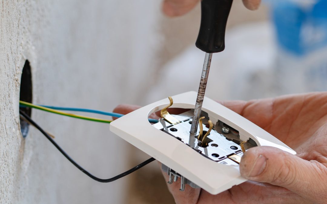 Électricité et bricolage : attention aux erreurs !